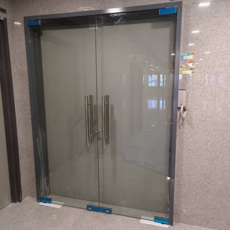 Tempered Glass Door02