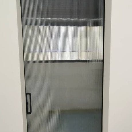 aluminium-slim-door-panel