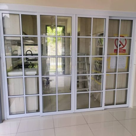 aluminium-slim-hanging-door-panel