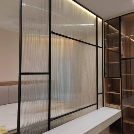 high-quality-shower-glass-divider