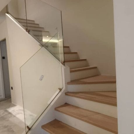 safety-tempered-glass-staircase-1