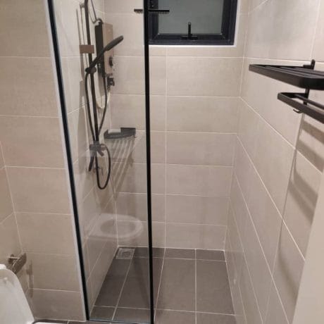 shower-glass-panel-2